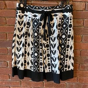 Black and White Geo-Print Skirt